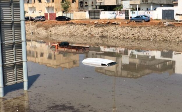 En «episk» flom har rammet Libya etter stormen Daniel inntraff. Mer enn 5 000 har mistet livet og 10 000 mennesker er fortsatt savnet. Foto: Tripoli Security Directorate.